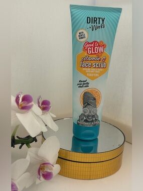 Dirty Works Vitamin C Face Scrub With Pumice “New”